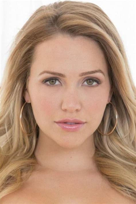 mia malkova airplane|Stuning Blonde Mia Malkova joins Mile High Club